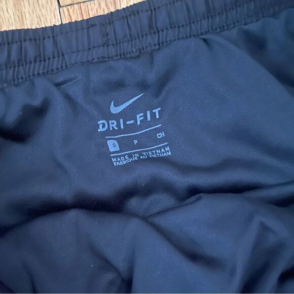Nike | dri fit shorts - Picture 3 of 3